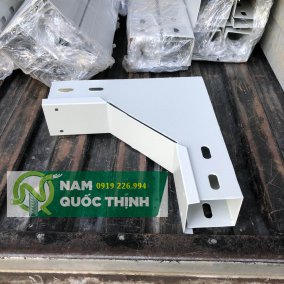 Co Lên Máng Cáp 50x50x1.0 MM Sơn Tĩnh Điện Màu Trắng Có Nắp 