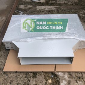 NGÃ BA MÁNG CÁP 400x100x1.2 MM SƠN TĨNH ĐIỆN XÁM TRẮNG RAL 7035