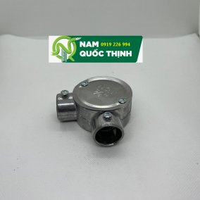 Hộp Nối Dây Loại Tròn 2 Ngã Vuông Trơn EMT Có Nắp 3/4 Inch